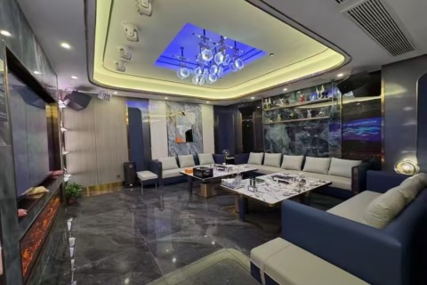 都市梦想舞台绽放你的独特光彩白银夜场新机遇